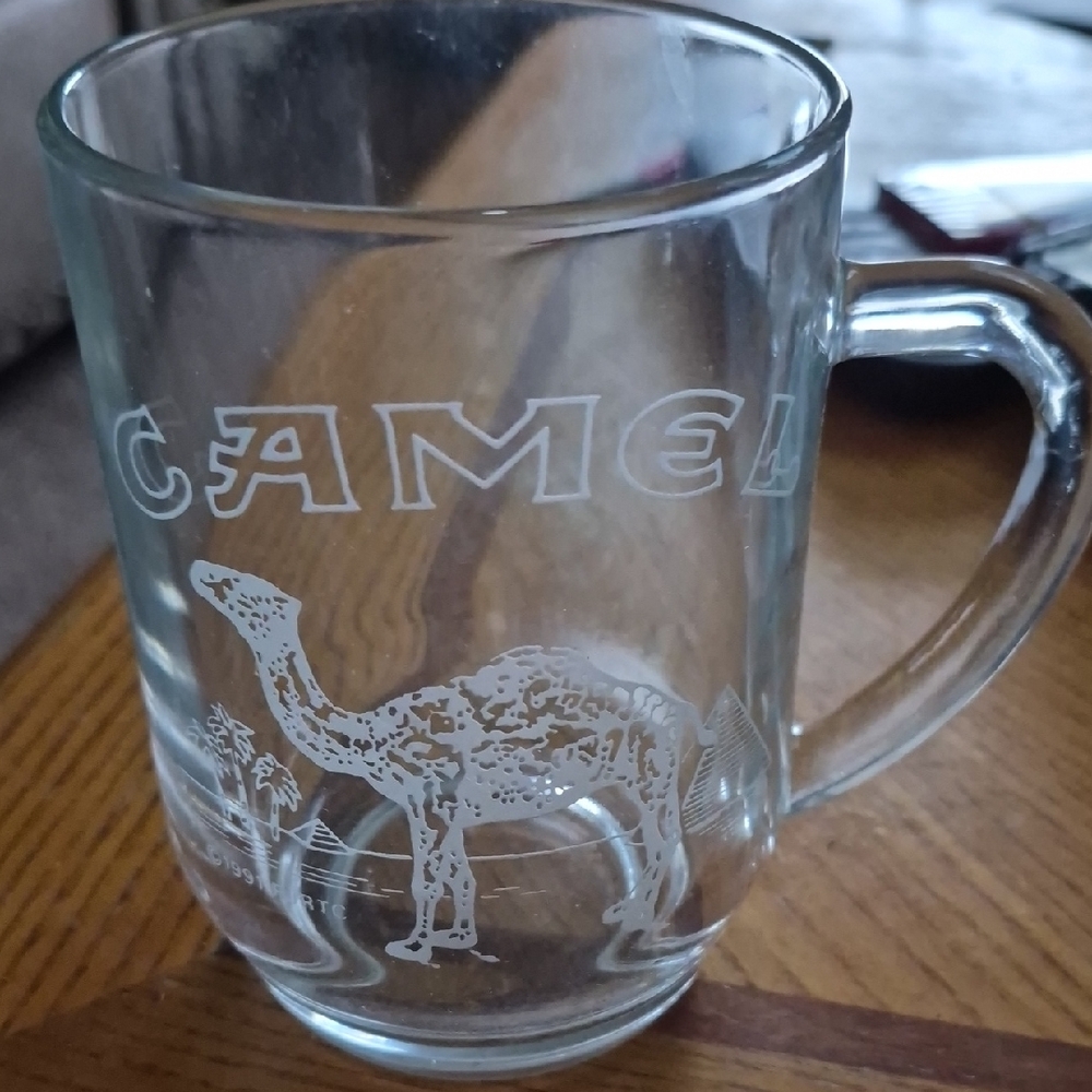 Camel Design Clear Glass Mug